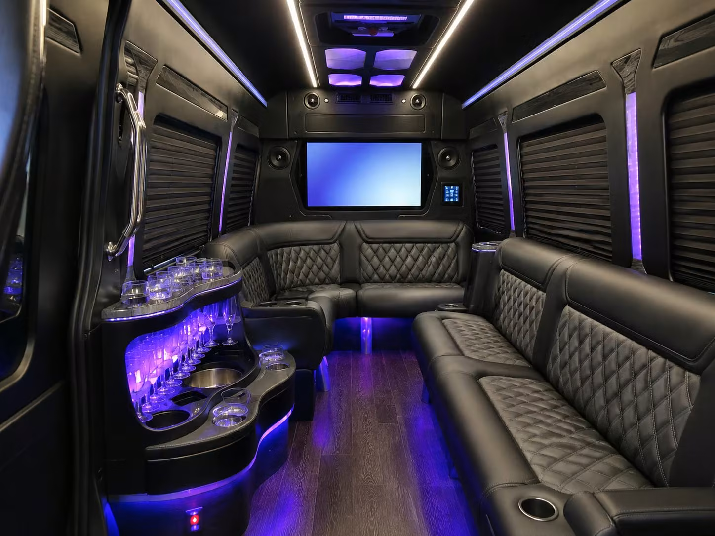 airport transfer services for staten island business travelers