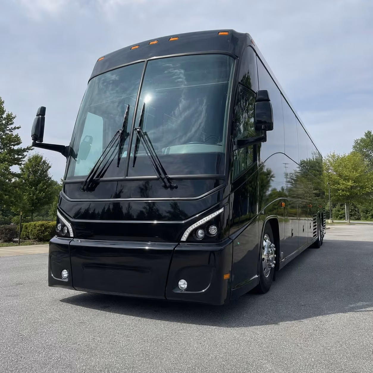 choosing the right bus for staten island emergency management and municipal operations