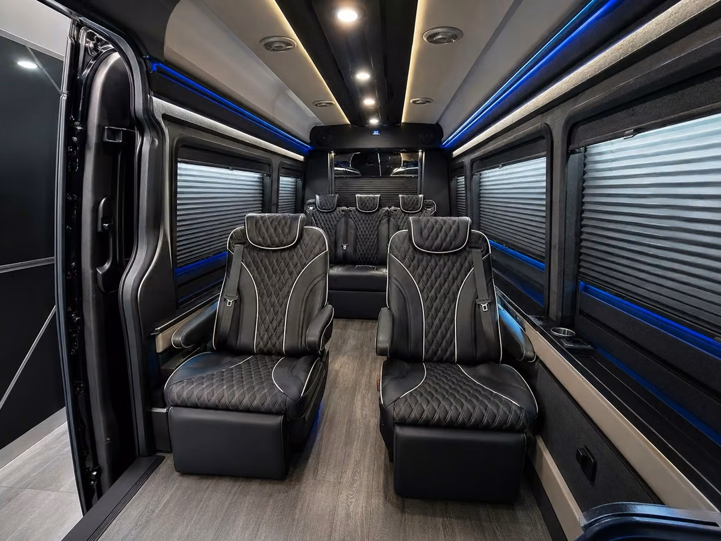 corporate and hotel airport shuttle services across staten island