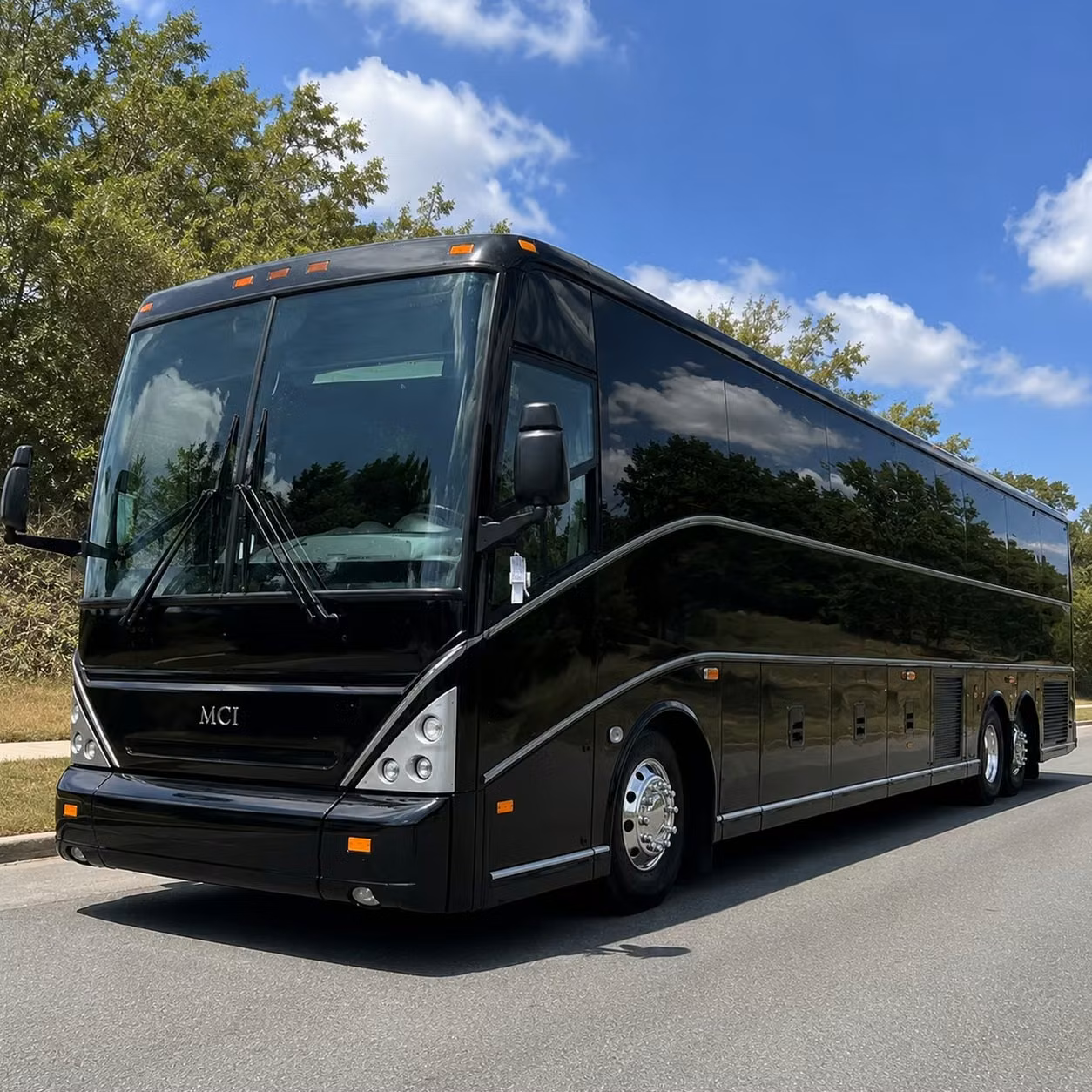 staten island employee shuttle services for daily commuters and hybrid teams